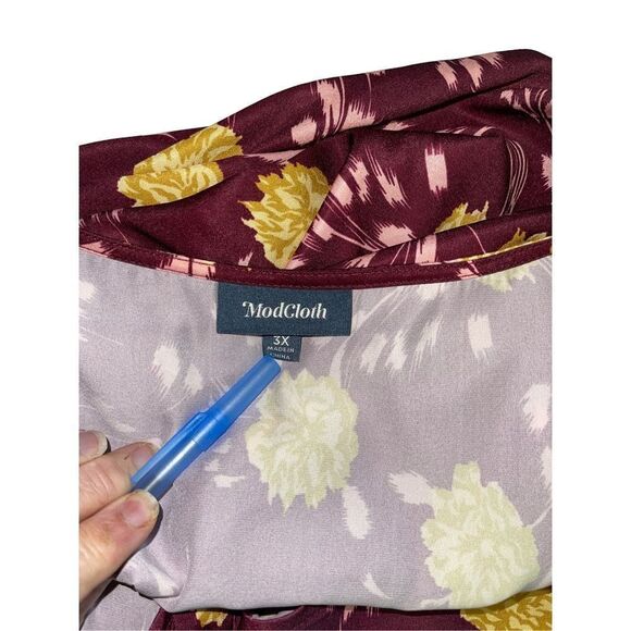 ModCloth Womens Floral Blouse Top Genuine Self Short Sleeve Purple Plus 3X - Picture 5 of 7